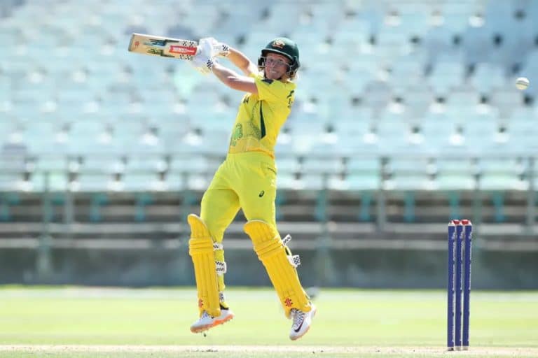 Beth Mooney Reaches The Top Spot In ICC ODI Rankings