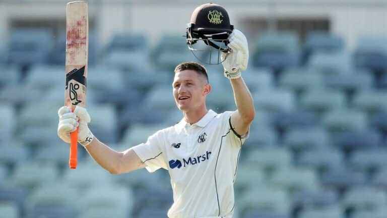 Ponting believes Bancroft leads the race to replace Warner