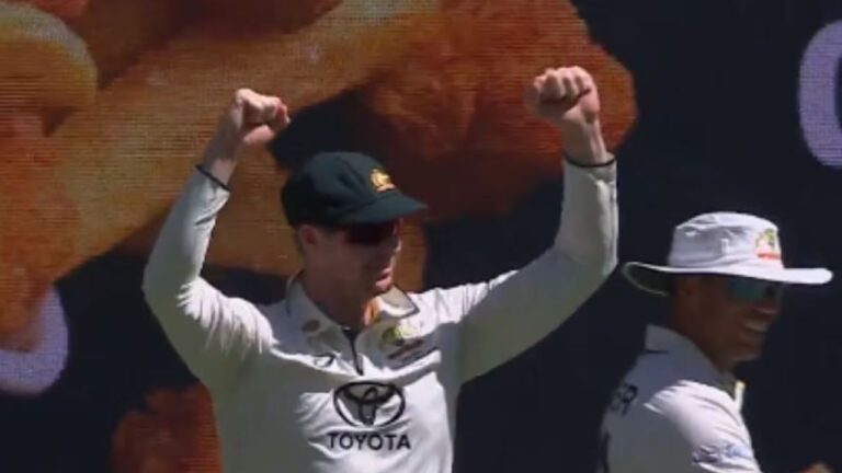 PAK vs AUS: Watch: Steve Smith’s hilarious celebration after picking up stray trash during the first test