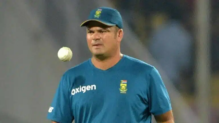 Zimbabwe hire Charl Langeveldt as bowling coach ahead of India series