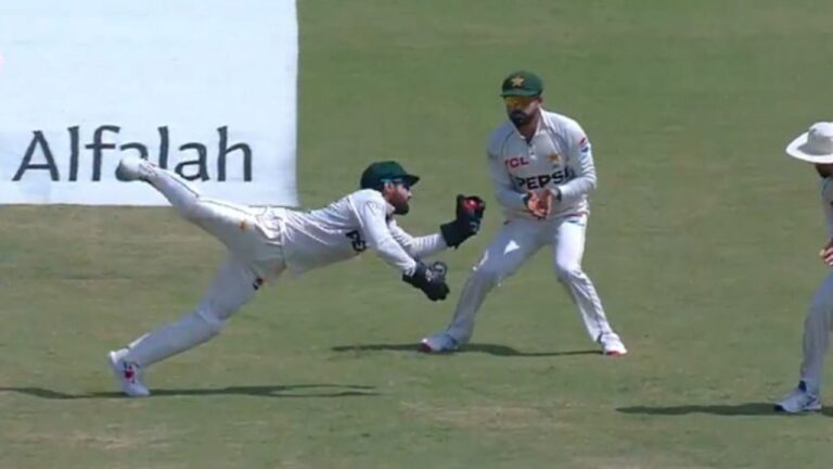 Watch: Mohammad Rizwan turns into Superman with a one-handed stun to bid farewell to Zakir Hasan