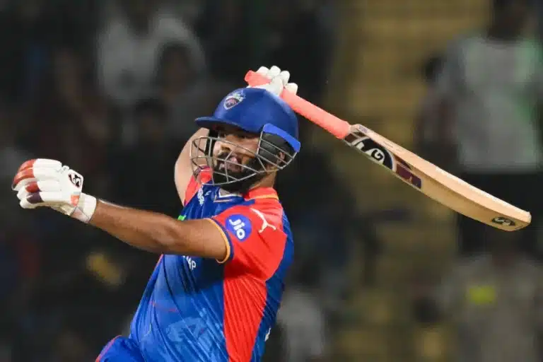 What happens if Delhi Capitals use RTM card on Rishabh Pant in IPL 2025 auction?