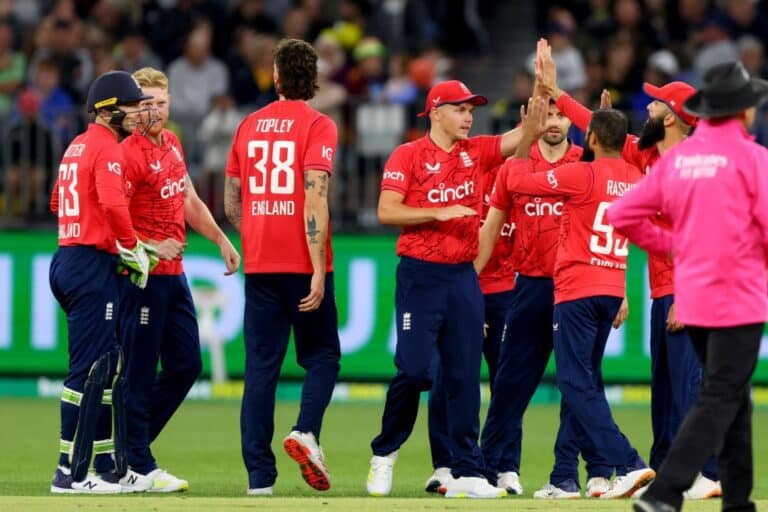The England star celebrates the return to the T20I configuration with a brilliant full show on T20 Blast for Hampshire