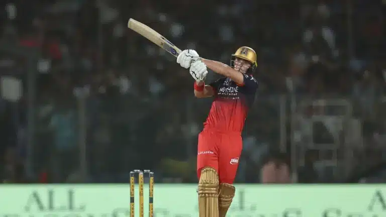 Jacob Bethell smashes a 104-metre six off Kyle Jamieson in DC-RCB clash