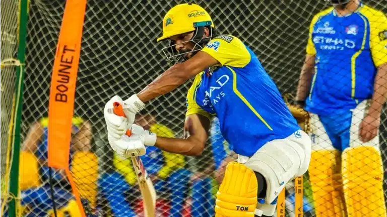 Was Ruturaj Gaikwad injured before CSK-MI clash? Bruised biceps raise concern amid IPL 2026