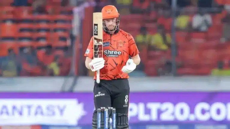 Watch: Heinrich Klaasen threatens to hit SRH fan for taking photo in the middle of IPL 2026